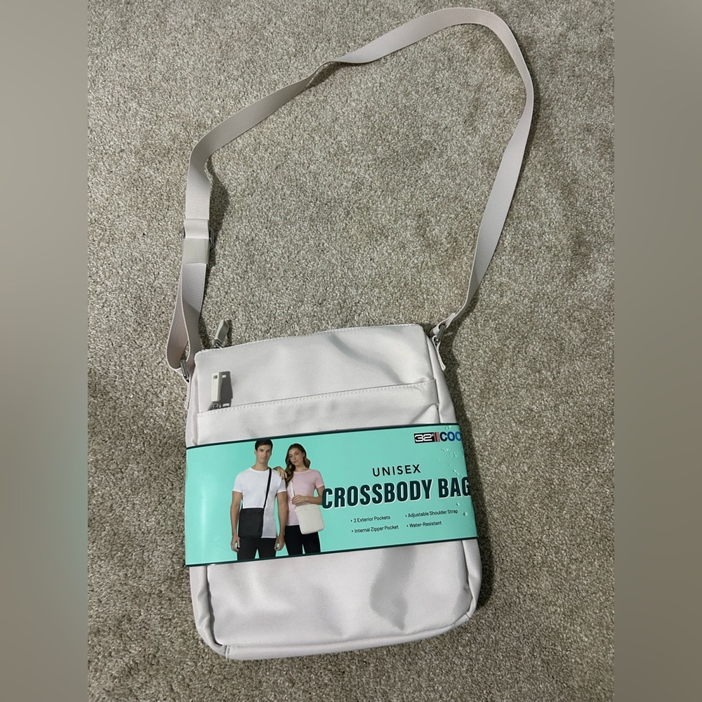 32 Degrees Cross Body bag